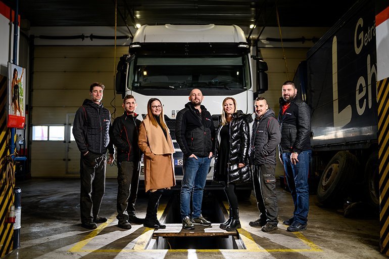 The Alfa-Truck Service Team